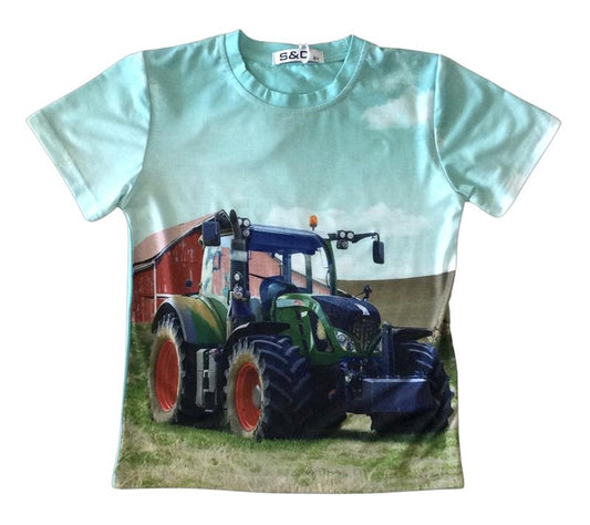 Tough light blue shirt with Fendt