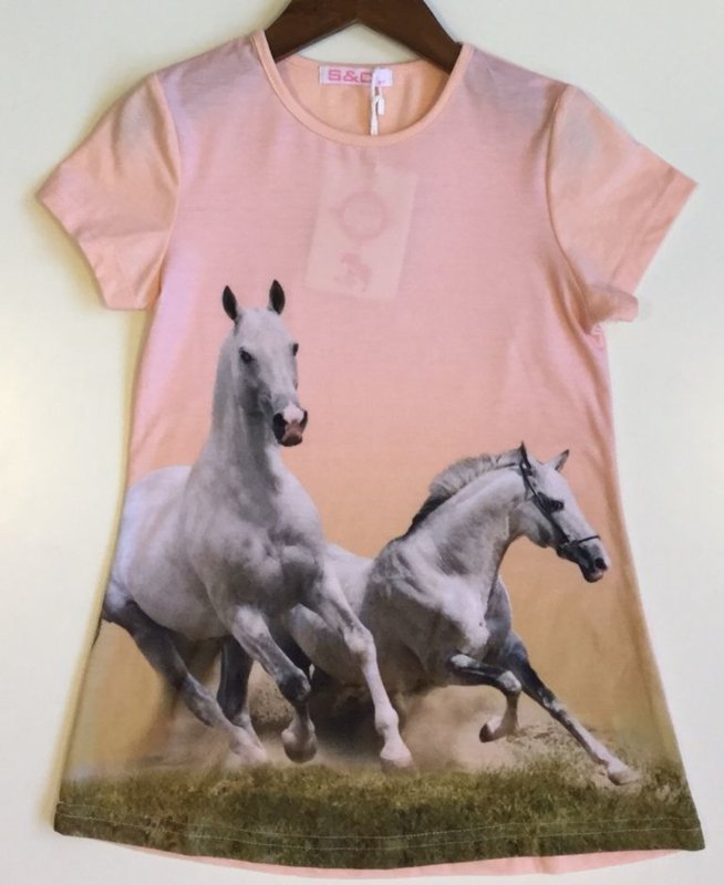 Horse shirt with 2 white horses